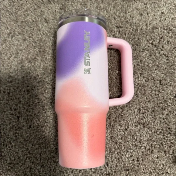 Stanley Pink Rose Petal - Picture 1 of 3